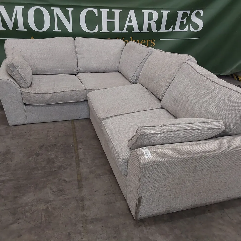 DESIGNER CORNER GROUP WITH BOLSTER CUSHIONS NATURAL FABRIC 