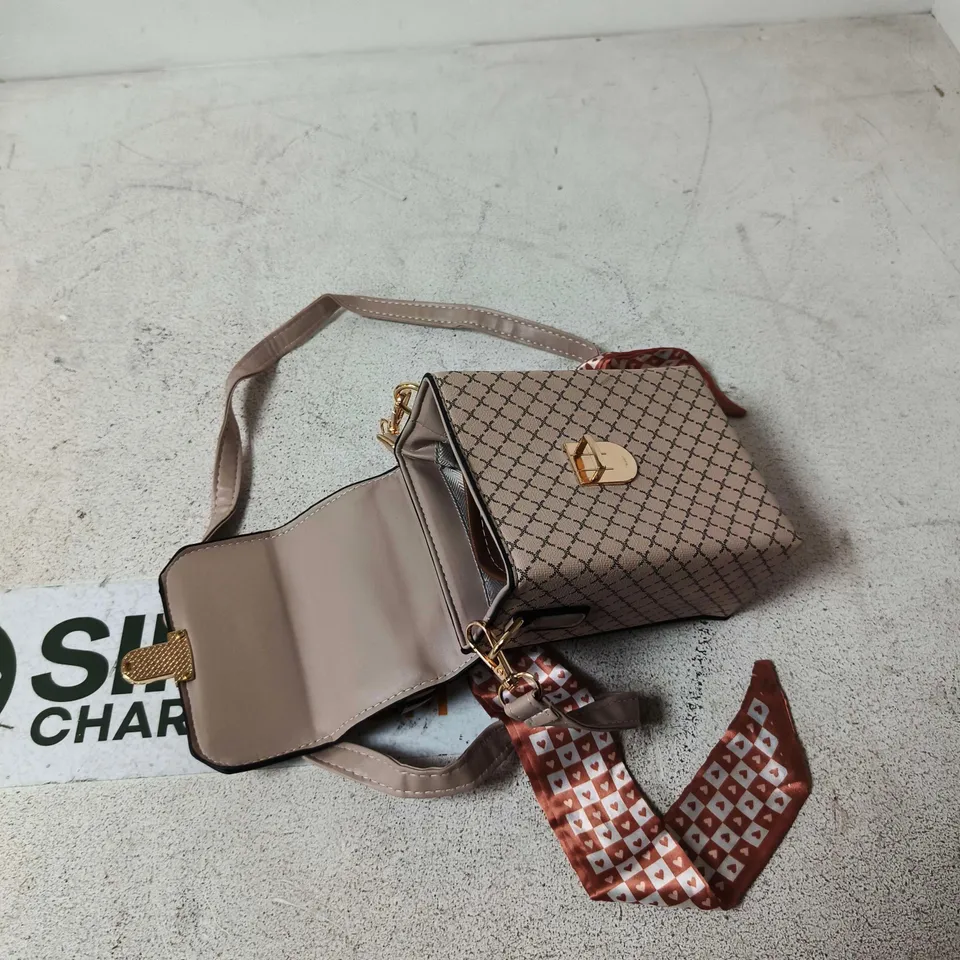 BEIGE PATTERNED CROSSBODY HANDBAG WITH TAUPE FLAP AND GOLD HARDWARE, WITH SCARF TIED TO STRAP