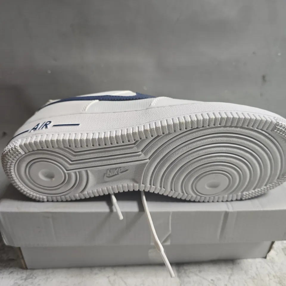 BOXED PAIR OF NIKE AIR FORCE 1 GS IN TRAINERS IN WHITE - UK 4.5