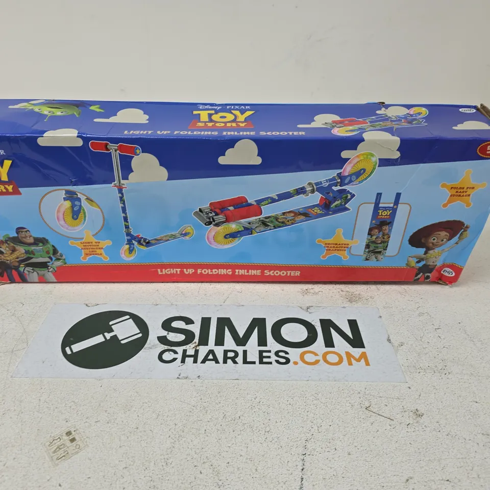 TOY STORY FOLDING INLINE SCOOTER WITH LIGHT UP WHEELS