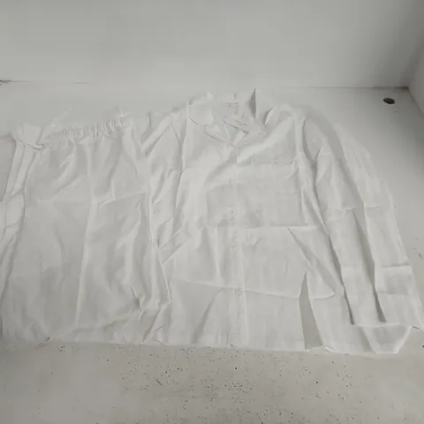 THE WHITE COMAPNY CLASSIC COMPANY SATEEN STRIPE PJ SET IN WHITE - L