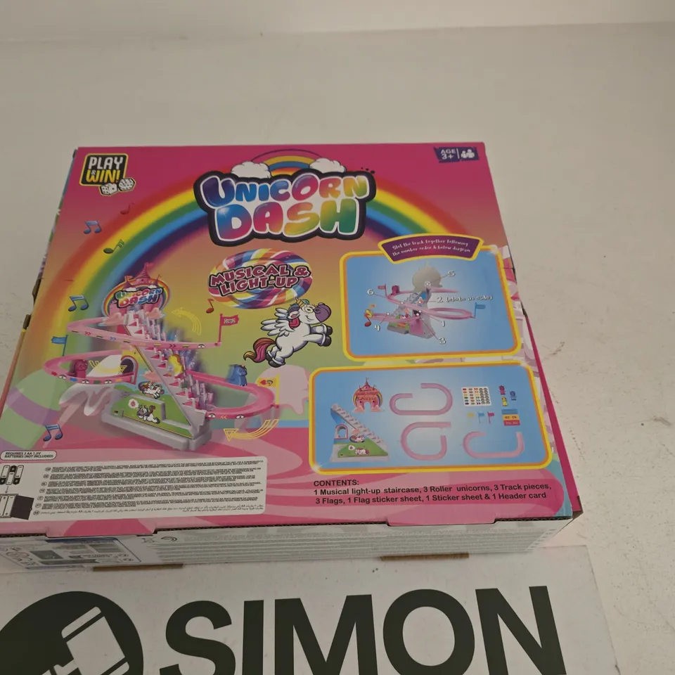 UNICORN DASH MUSICAL LIGHT-UP TRACK SET – BOXED