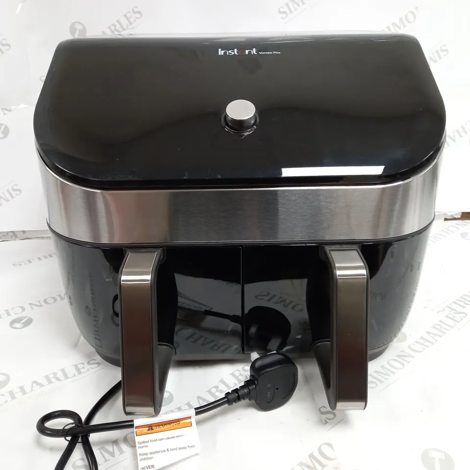 BOXED INSTANT VORTEX 8 IN 1 DUAL AIR FRYER 7.6