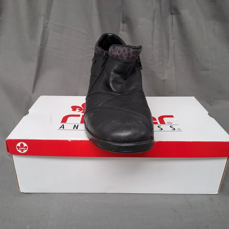 BOXED PAIR OF RIEKER SHOES IN BLACK UK SIZE 8