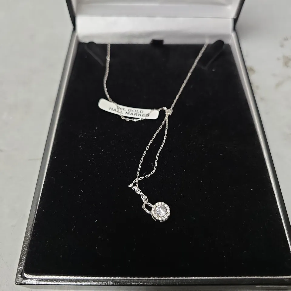 BOXED MOORES JEWELLERS CIRCLE PENDANT NECKLACE 