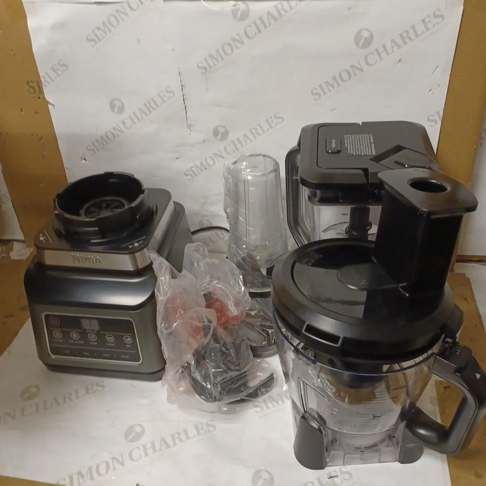 NINJA BLENDER WITH AUTO-IQ (BN750UK) BLACK/SILVER