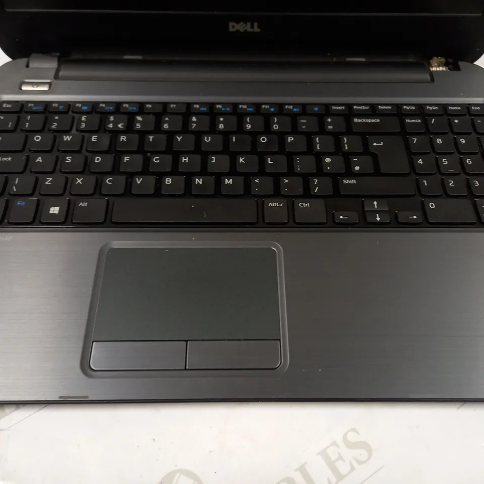 DELL LATITUDE 3540 LAPTOP IN BRUSHED GREY