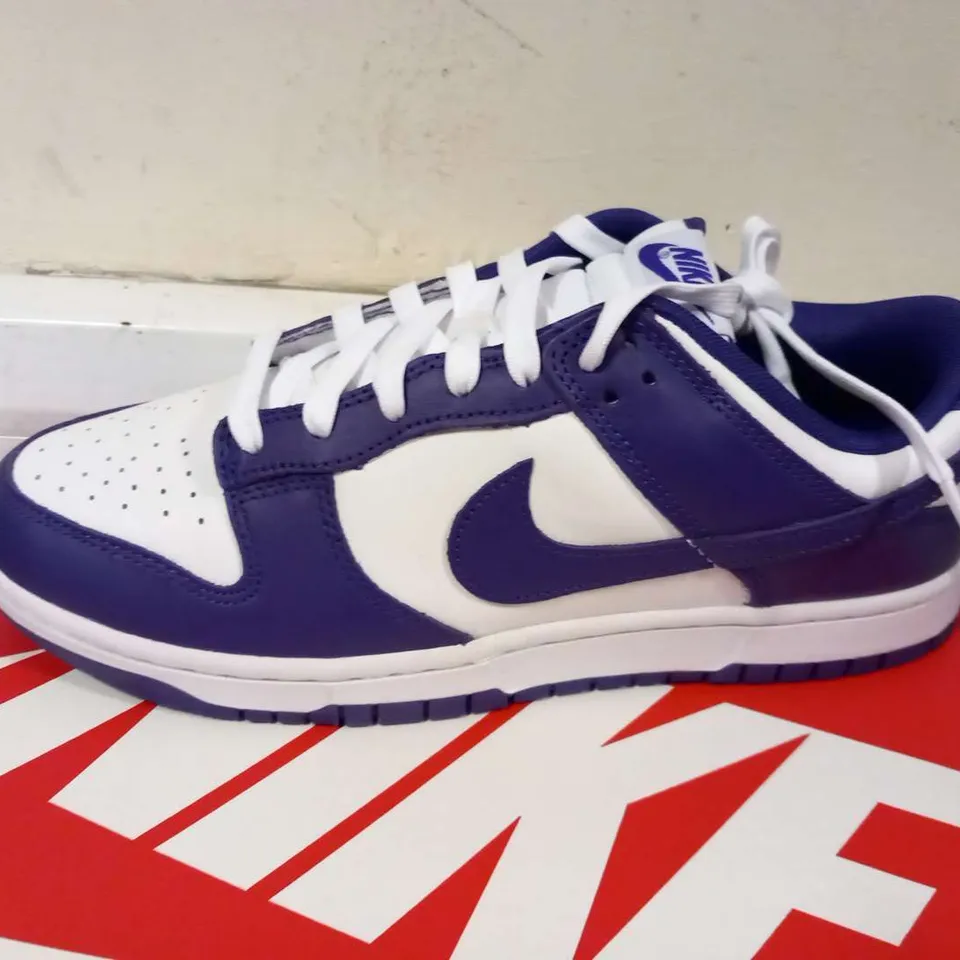 BOXED NIKE DUNK LOW RETRO WHITE AND COURT PURPLE SIZE 9