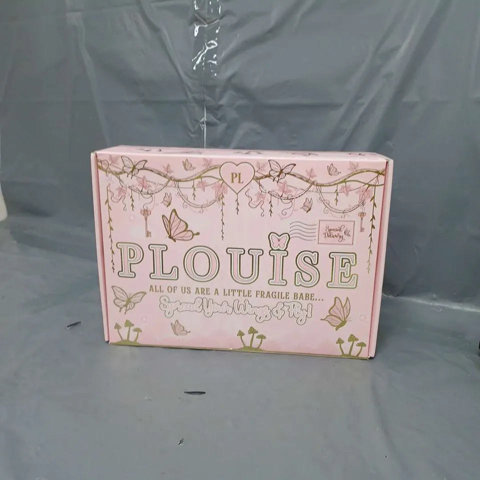 BOXED AND SEALED PLOUISE GIFT BOX