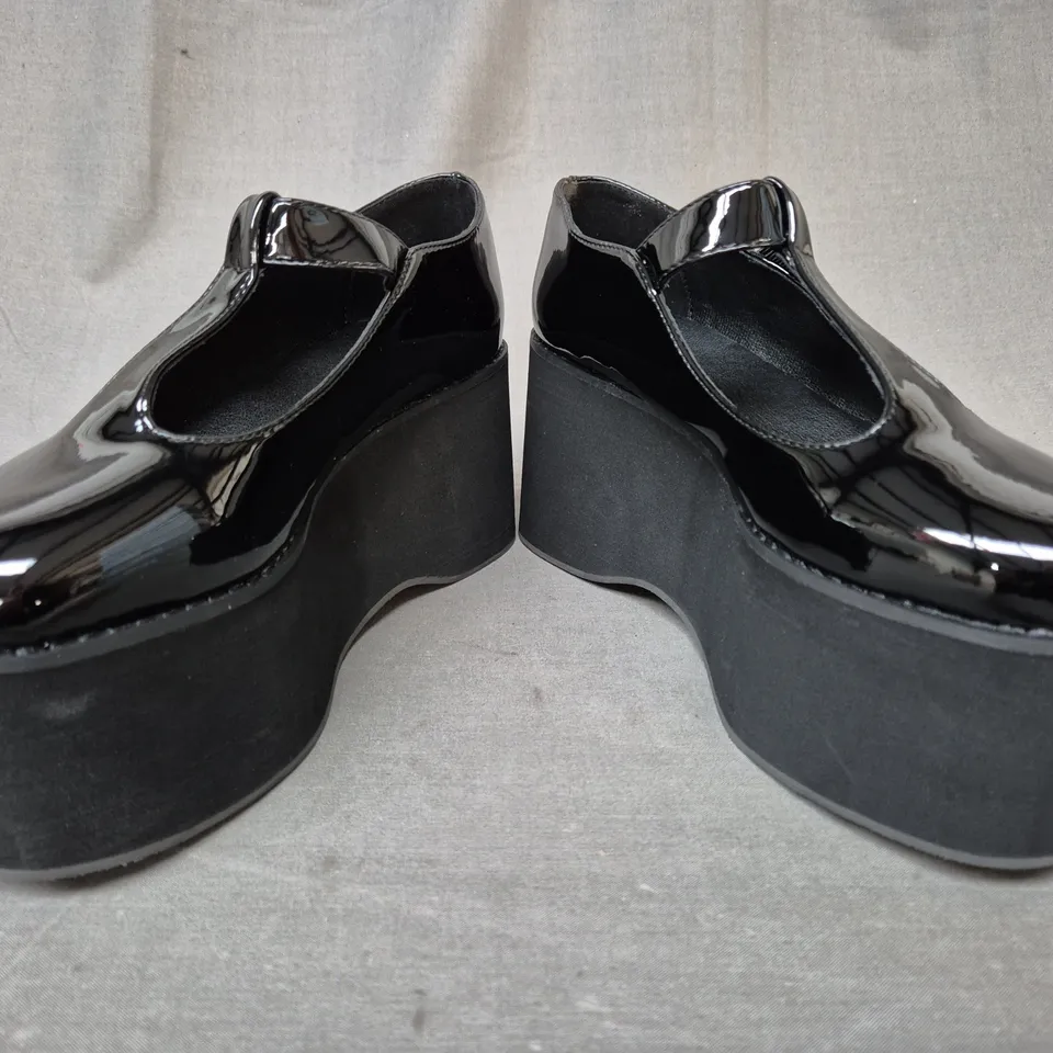 BOXED PAIR OF KOI MORENO BLACK PLATFORM MARY JANES UK SIZE 4