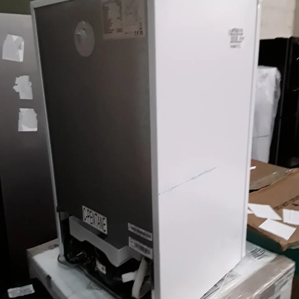 SWAN SR156140W 47CM UNDER COUNTER LARDER FRIDGE - WHITE