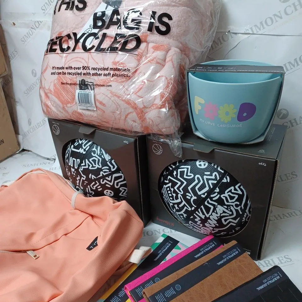 APPROXIMATELY 9 COTTON ON ITEMS INCLUDING KEITH HARING BARKETBALLS, DISNEY THROW, BACKPACK, 4 A5 NOTEBOOKS, PEACH BACKPACK