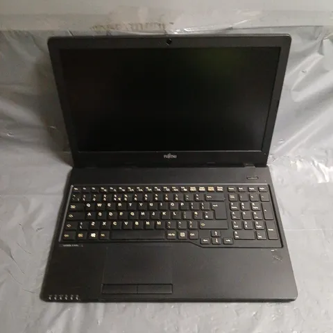 FUJITSU LIFEBOOK A555 LAPTOP 