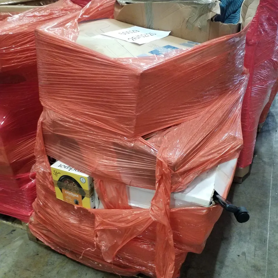 PALLET CONTAINING ASSORTED PRODUCTS INCLUDING CARPET WASHER, BEANBAG & CROCKPOT