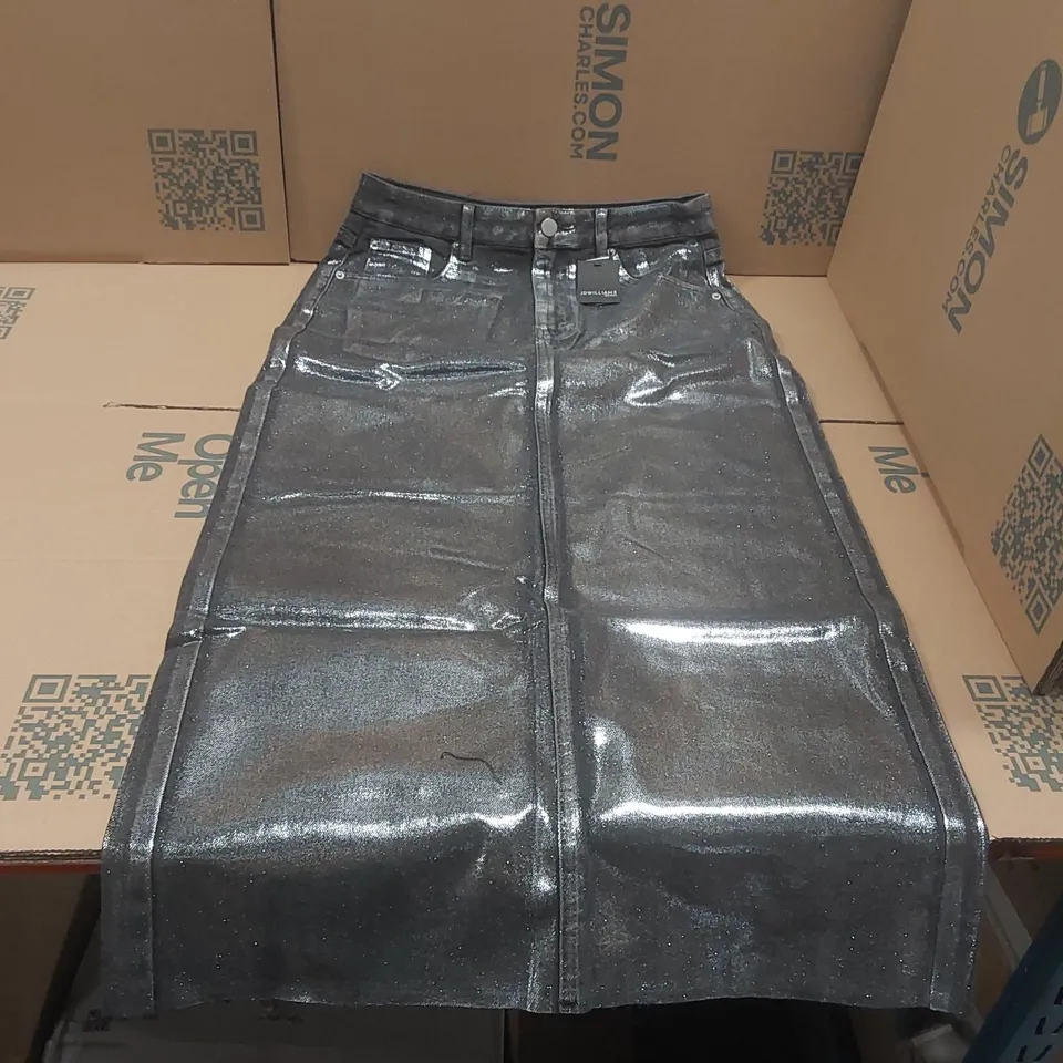 BOX CONTAINING APPROXIMATELY 15x BRAND NEW JD WILLIAMS METALIC SKIRTS - SIZE 12