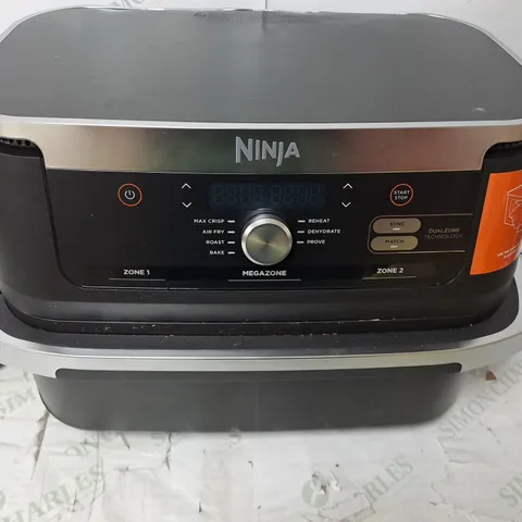 BOXED NINJA 10.4L FOODI FLEXDRAWER DUAL AIR FRYER AF500UK IN BLACK