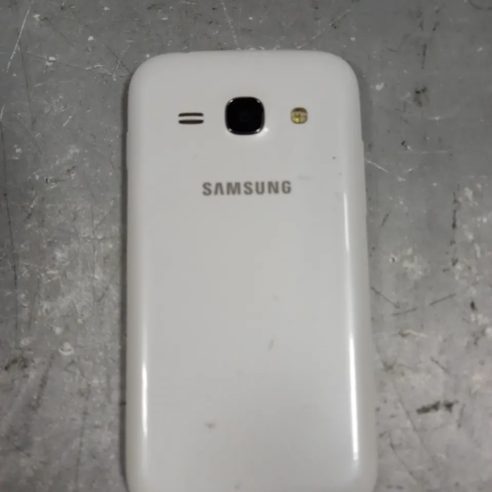 SAMSUNG GALAXY ACE 3 (GT-S7275R)
