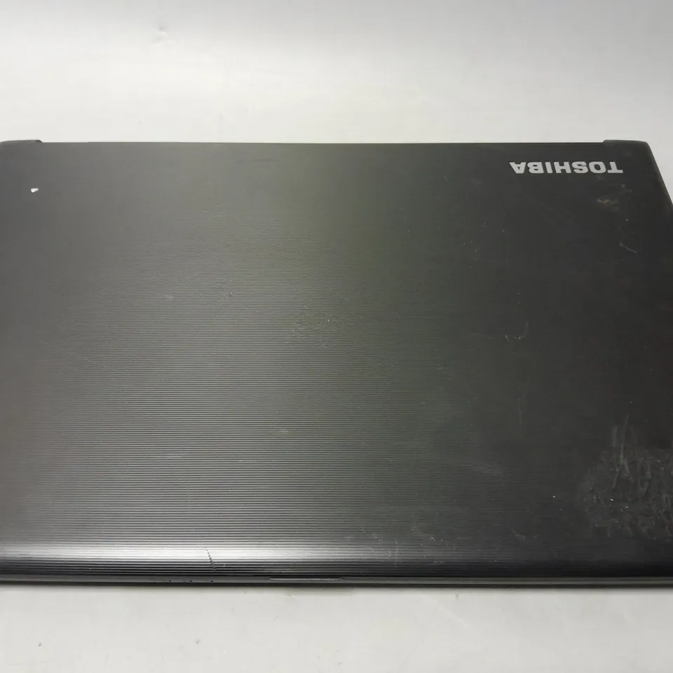 TOSHIBA SATELLITE PRO R50-B	15 INCH I3-4005U 1.70GHZ