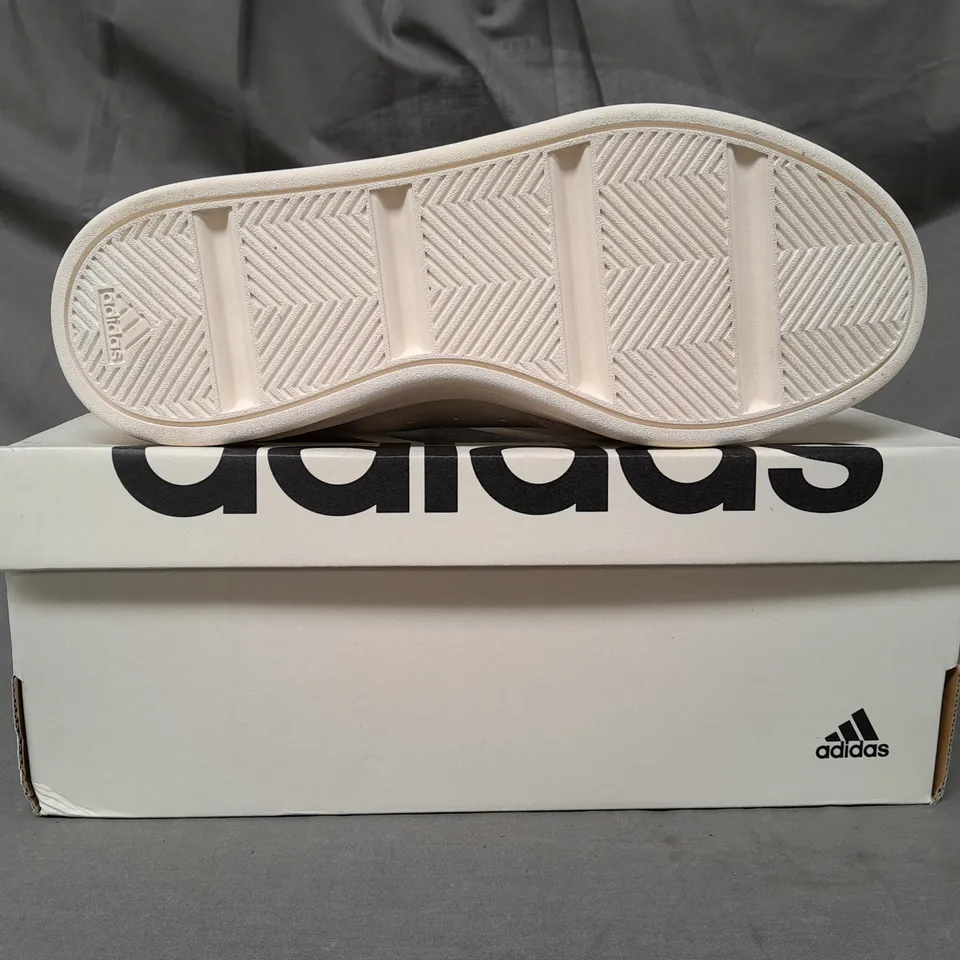 BOXED PAIR OF ADIDAS KATANA SHOES IN CREAM/PINK UK SIZE 6.5