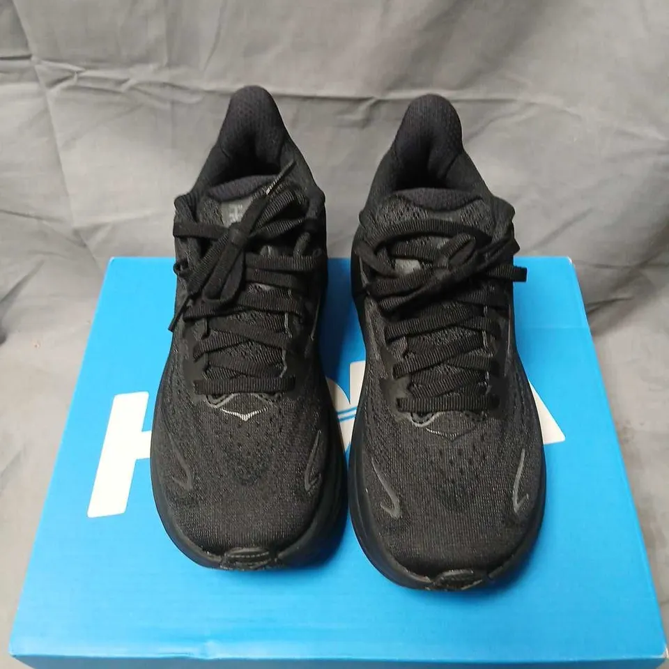 HOKA CLIFTON 10 WOMEN'S RUNNING SHOES – BLACK, UK 2 (US 4B, EU 34)