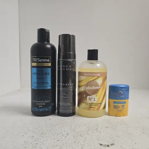 APPROXIMATELY 12 ASSORTED COSMETIC ITEMS INCLUDING VARIOUS MAKES AND BRANDS - COLLECTION ONLY