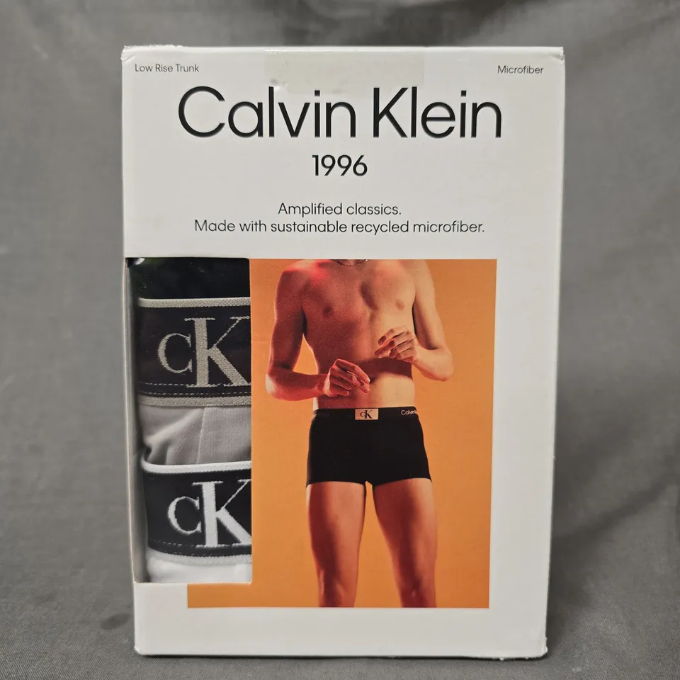 CALVIN KLEIN 1996 3-PACK MICROFIBRE LOW RISE TRUNKS IN VARIOUS COLOURS SIZE XL