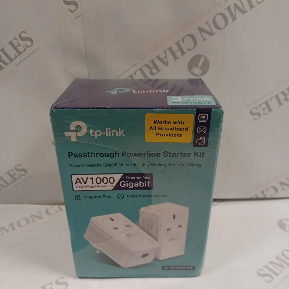 BOXED SEALED TP-LINK AV1000 PASSTHROUGH POWERLINE STARTER KIT 