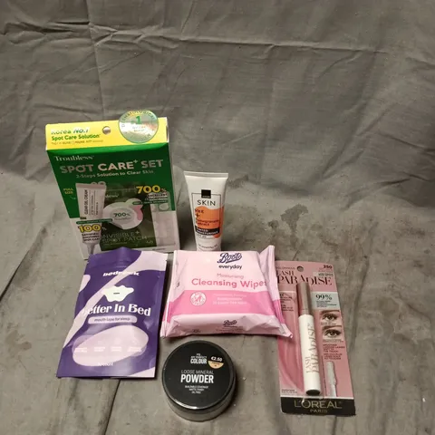 APPROXIMATELY 20 HEALTH AND BEAUTY PRODUCTS TO INCLUDE L'OREAL LASH PARADISE MASCARA, BOOTS CLEANSING WIPES AND AVON SKIN TINTED MOISTURISER