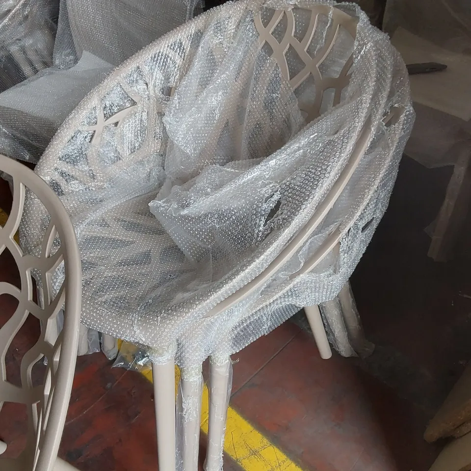 SET OF 4 BRAND NEW DESIGNER OUTDOOR GARDEN WEB EGG SHAPED CHAIRS 