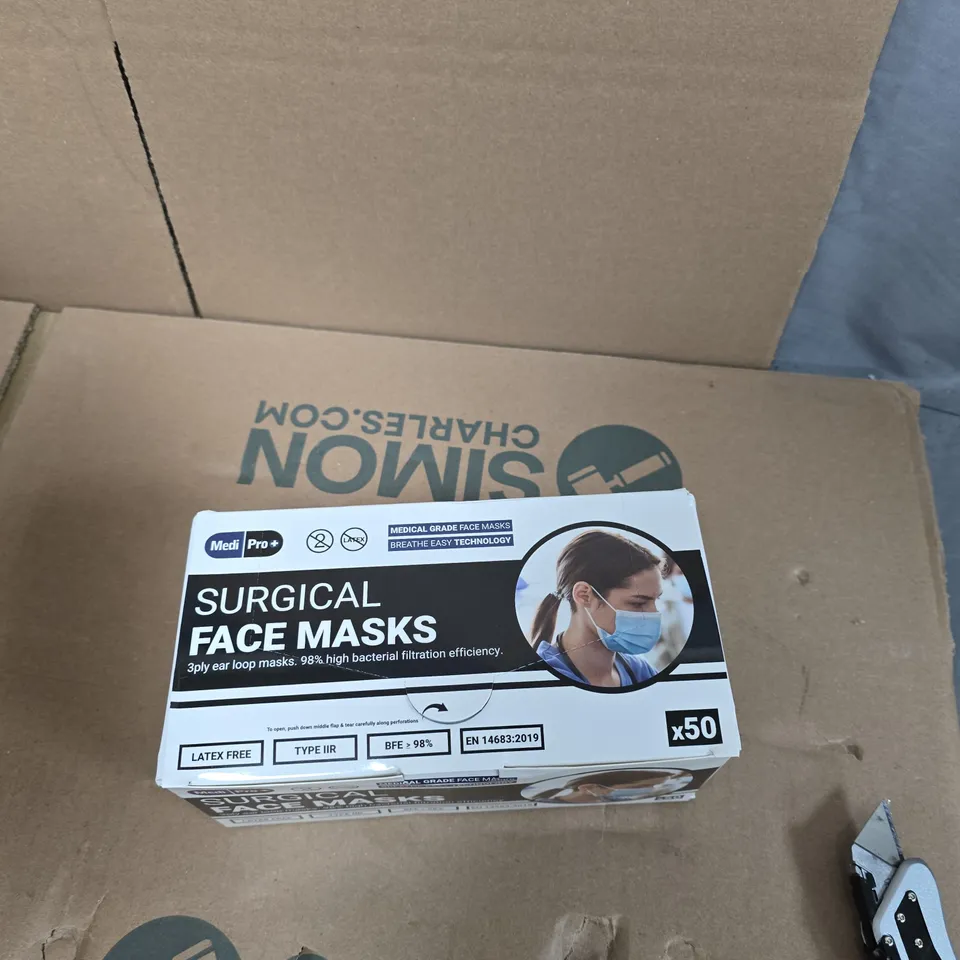 10 BOXES OF 50 DISPOSABLE FACE MASKS 