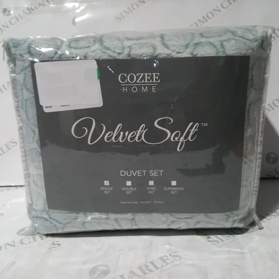 BOXED OUTLET COZEE HOME PEBBLE TEXTURE VELVETSOFT DUVET SET IN SEAFOAM - SINGLE