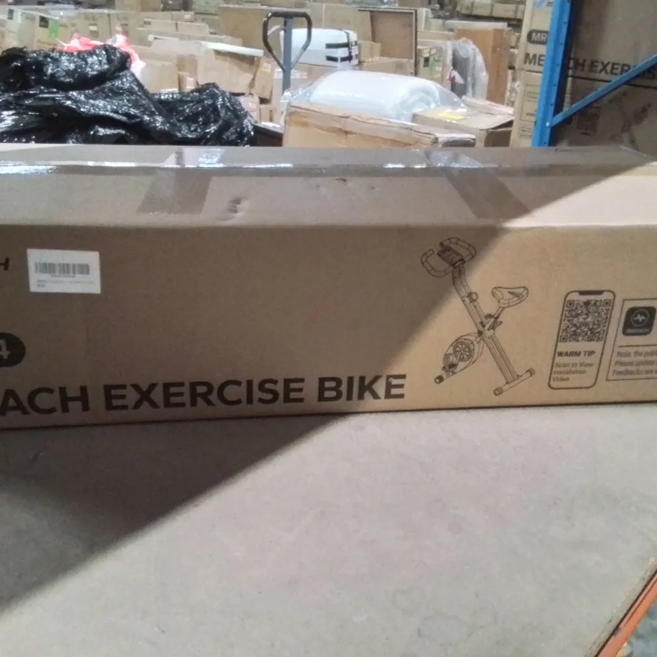 BOXED MERACH EXERCISE BIKE