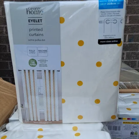 PALLET CONTAINING APPROXIMATELY 48 BRAND NEW POLKA DOT EYELET PRINTED CURTAINS - 228X228CM