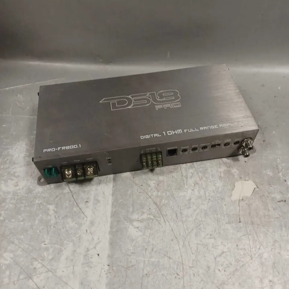 DS18 PRO FULL RANGE AMPLIFIER 