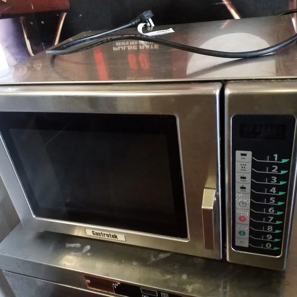 GASTROTECH 1800W MICROWAVE