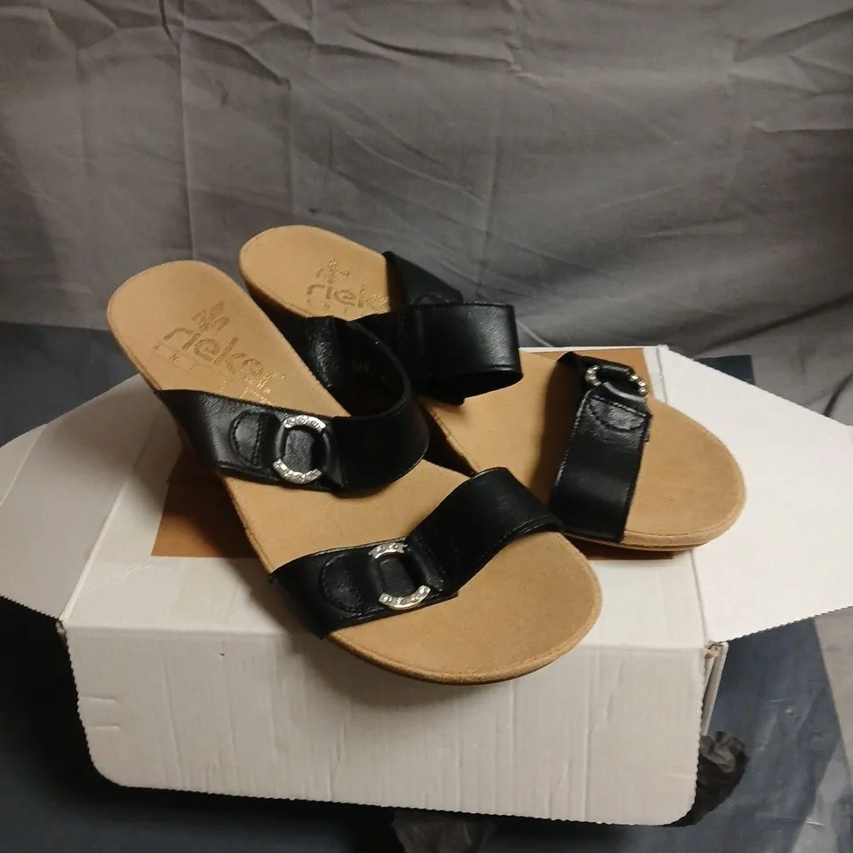 RIEKER WOMEN'S BLACK TWO-STRAP WEDGE SANDALS, UK 5 (EU38) – PAIR