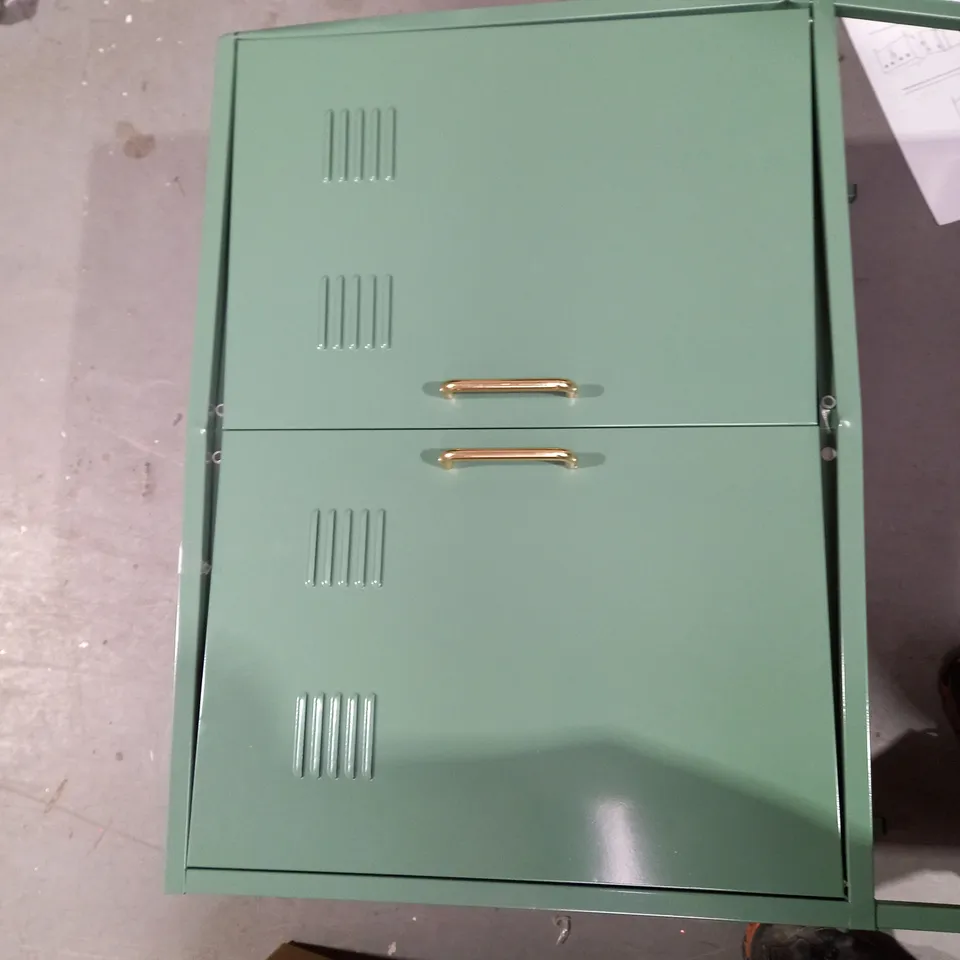 BUNDLEBERRY METAL STORAGE LOCKER