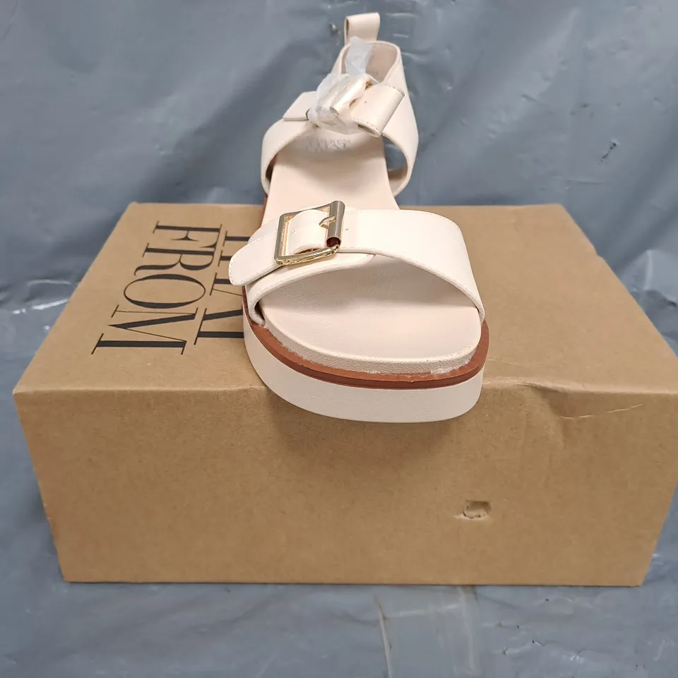 BOXED PAIR OF WHERE'S THAT FROM OPEN TOE PLATFORM SANDALS IN CREAM SIZE 5