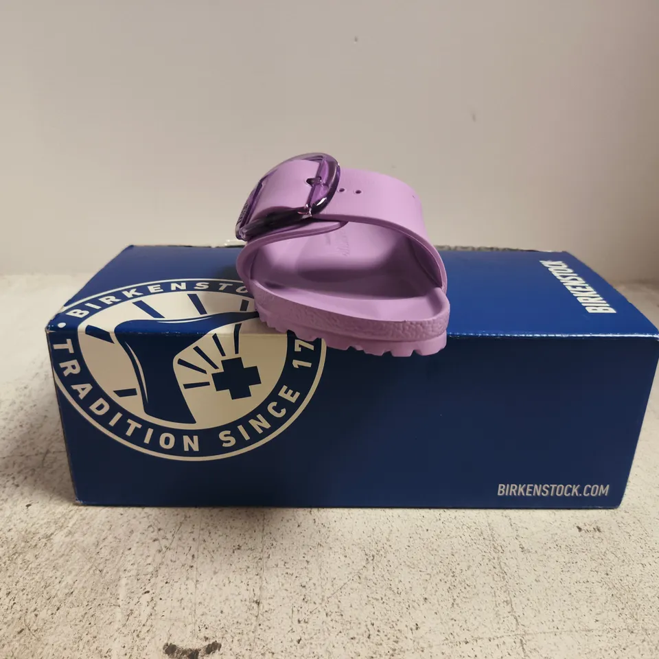 BOXED PAIR OF BIRKENSTOCK MADRID BIG BUCKLE EVA SANDALS IN LAVENDER PURPLE SIZE UK 5.5