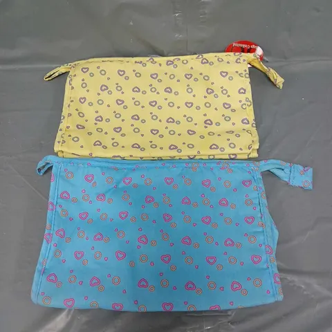 BOX OF APPROX 180 BAGS UNLIMITED SMALL HOLDALL BAGS IN BLUE/YELLOW