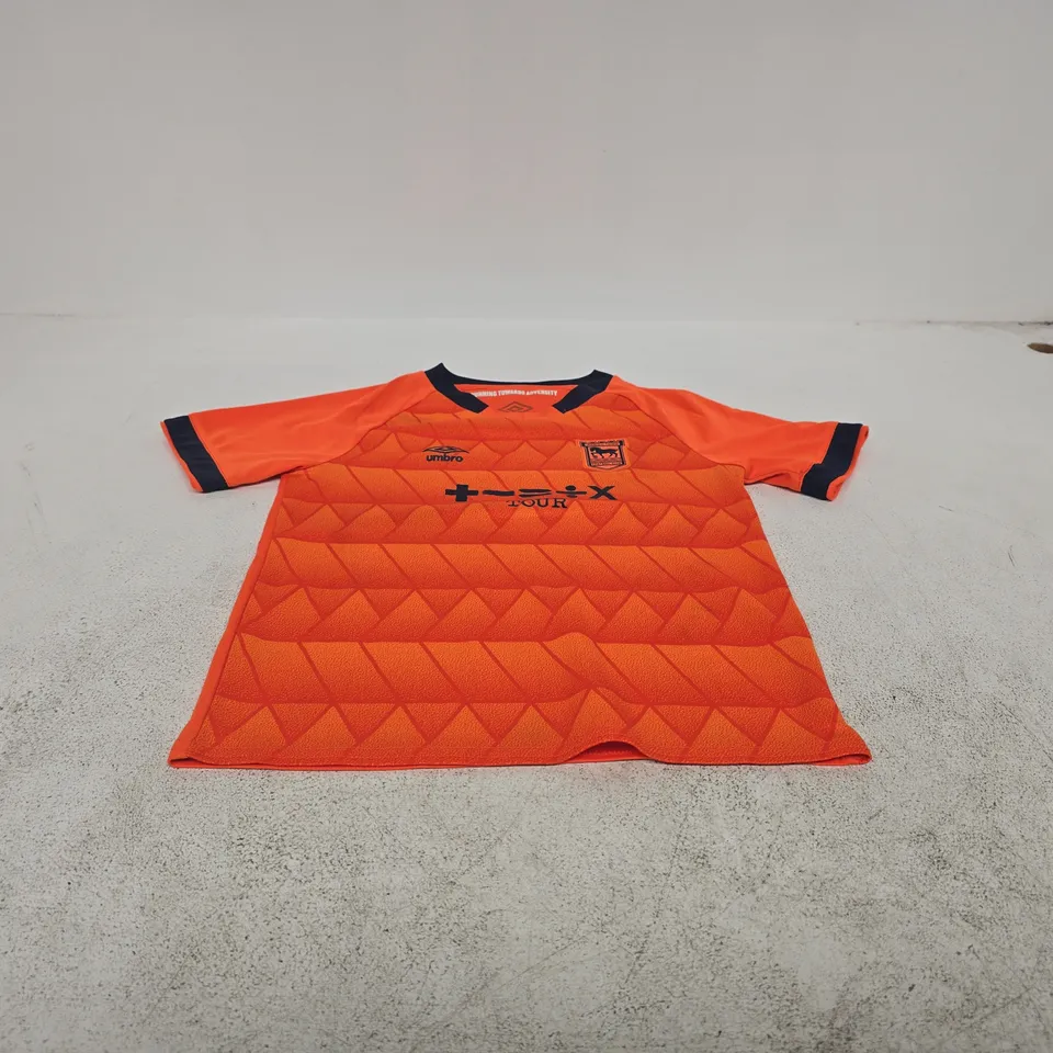 IPSWICH TOWN FC FOOTBALL JERSEY CHILDRENS AGE 6 - 7 YEARS