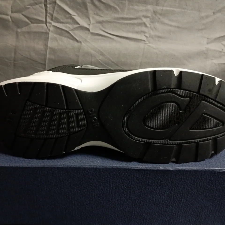 BOXED PAIR OF DIOR B30 SNEAKERS – SIZE 44