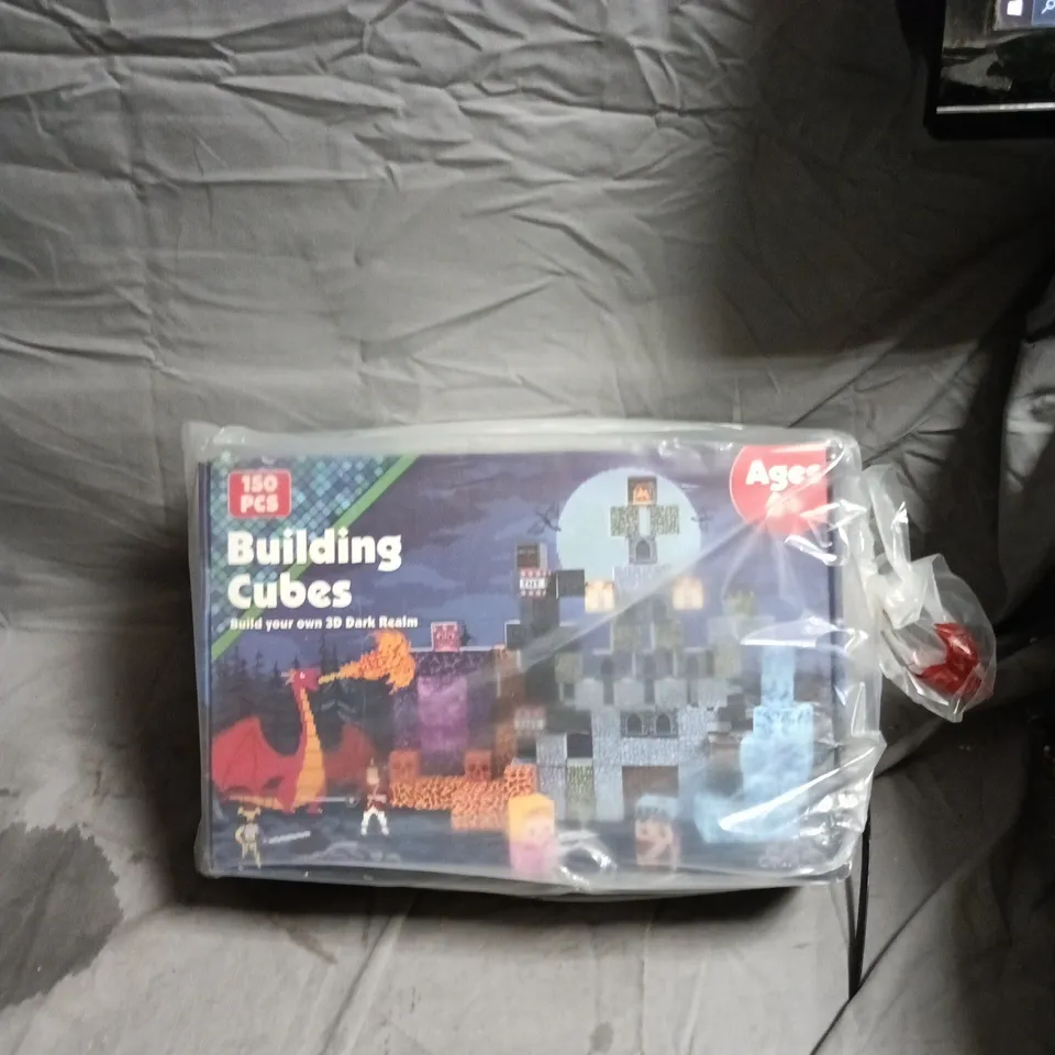 5 X BUILDING CUBES – 150-PIECE CONSTRUCTION TOY (AGES 3+)