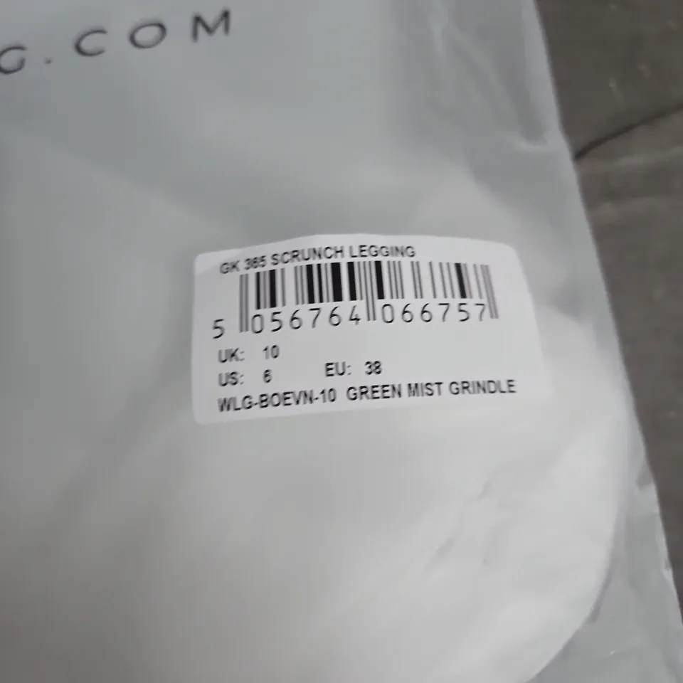 BAGGED GYMKING 365 SCRUNCH LEGGINGS - SIZE 10