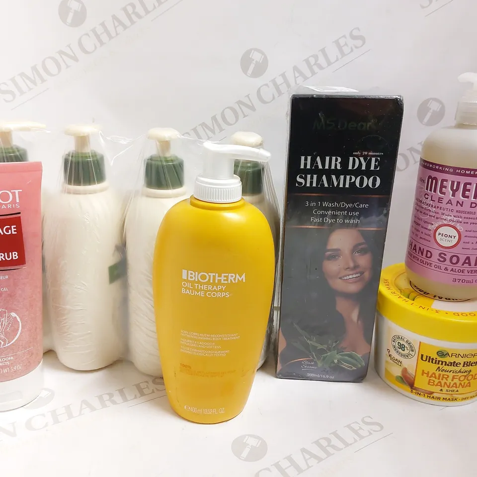 BOX OF APPROX 10 COSMETIC ITEMS TO INCLUDE GUINOT FACIAL SCRUB, AVEENO CREAM AND BIOTHERM OIL THERAPY
