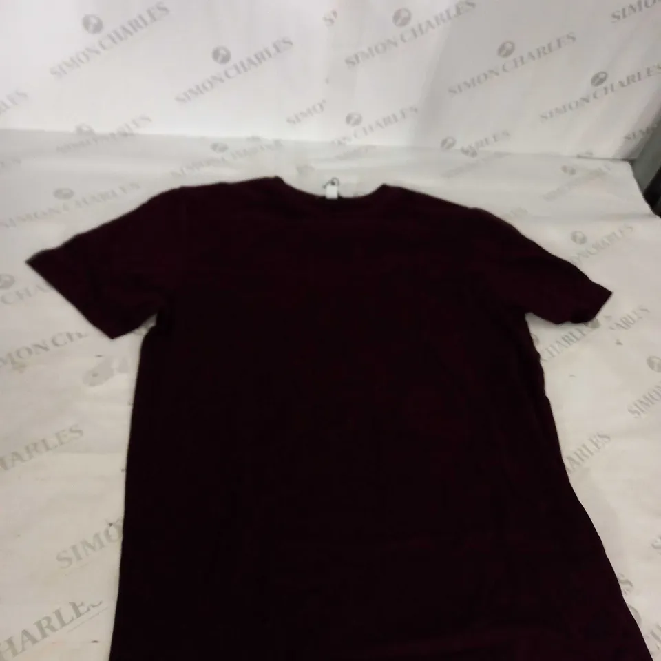 MEDIUM REIS BURGUNDY T-SHIRT SIZE M 