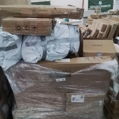 PALLET CONTAINING VARIOUS ASSORTED BOXED HOUSEHOLD RETURNS/ELECTRICAL/GARDEN ITEMS TO INCLUDE: PORTALOO, CEILING LIGHT FAN, GAZEBO, SIDEBOARD ETC 