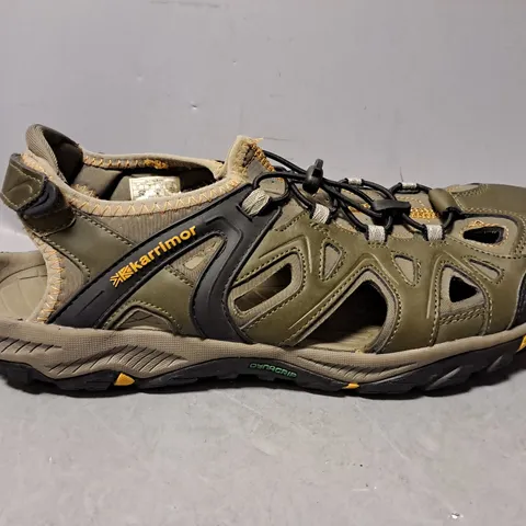 KARRIMOR BROWN ELASTIC SANDALS - UK 11