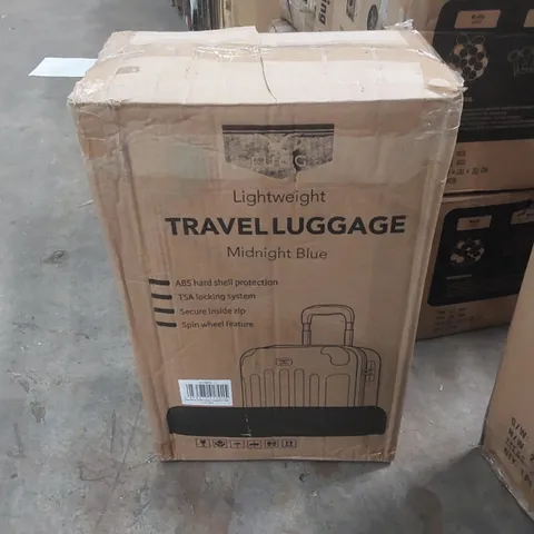 BOXED LUGG LIGHTWEIGHT TRAVEL SUITCASE