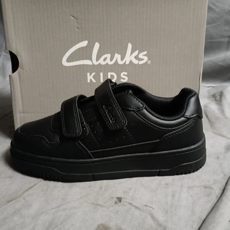 CLARKS KIDS CANYON SKY K BLACK LEATHER SCHOOL SHOES, UK 12